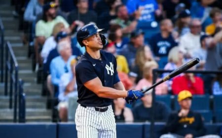 Giancarlo Stanton con tendinitis, y es duda para el Opening Day