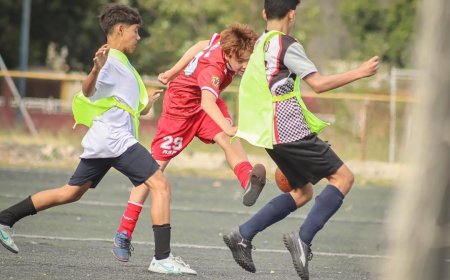FÚTBOL INTERCONFERENCIAS: Talentos del Sur le clavó 8 goles a Deportivo La Popular