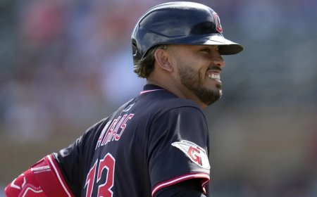 Gabriel Arias mandó su cuarto estacazo para la calle