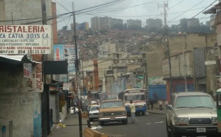 Lo apalearon la hija y su pareja al tratar de evitar que la golpearan