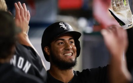 Lenyn Sosa largó su segundo jonrón y mejora su promedio