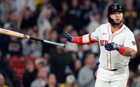 Wilyer Abreu mandó el quinto para la calle y remolcó tres