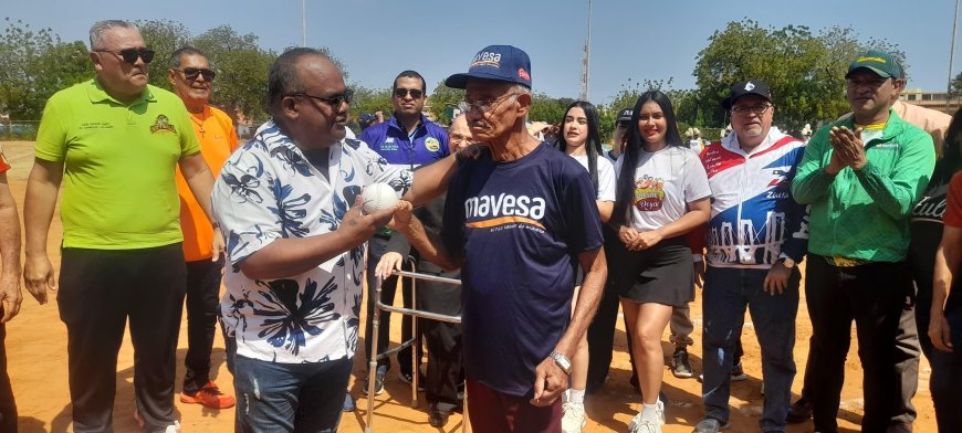 SOFTBOL GUARACHERO: Los Duendes, primeros ganadores