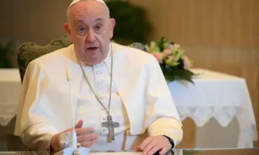 El Camarlengo asume el Vaticano