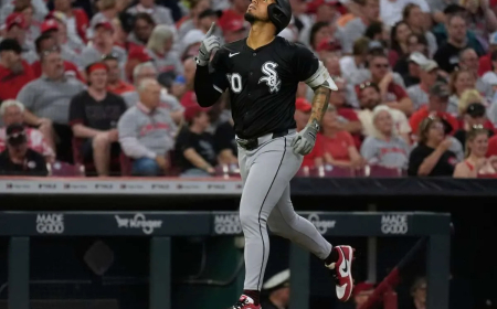 Lenyn Sosa con par de extrabases