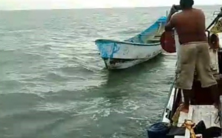 HORROR EN ALTAMAR: Hallan 14 cadáveres en lancha a la deriva