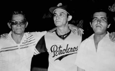 Pompeyo, Vitico y su compadre César Tovar se bebieron una pepsi en la tienda de mi papá