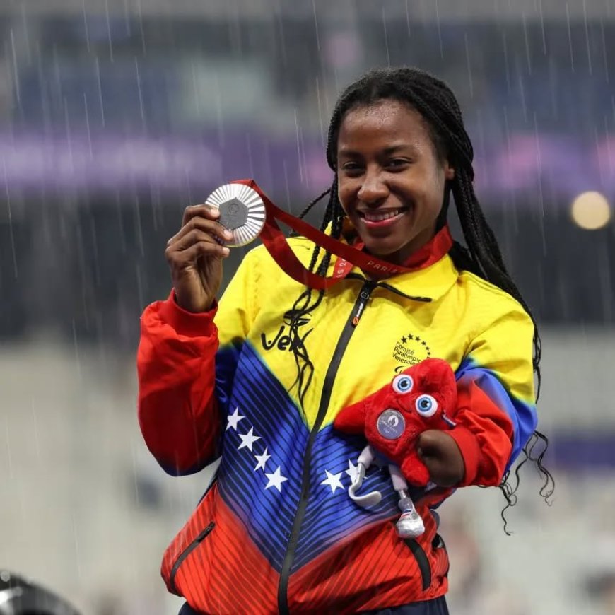 Arrase del atletismo: Axel Gómez, Atleta del Año en Zulia.