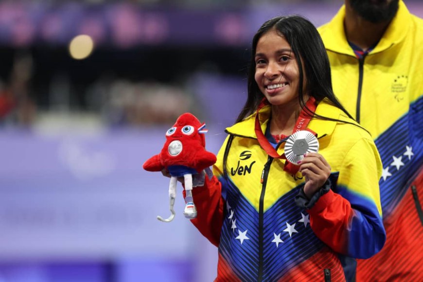 Arrase del atletismo: Axel Gómez, Atleta del Año en Zulia.