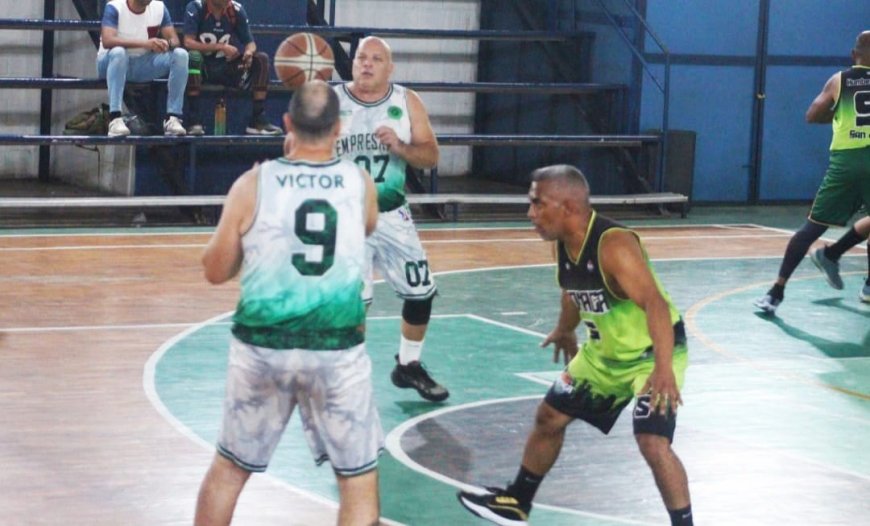 Basquet más 60 salta otra vez al tabloncillo