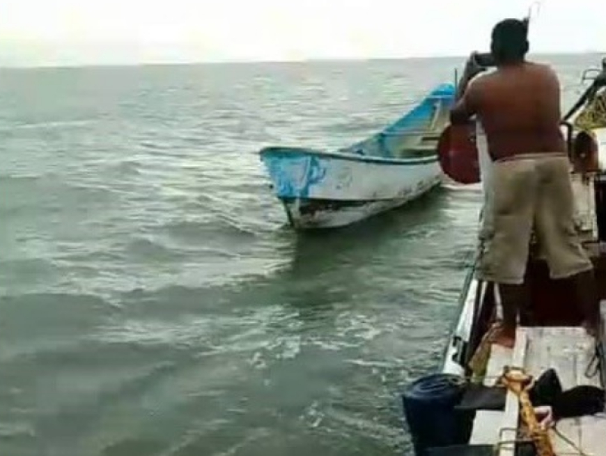 HORROR EN ALTAMAR: Hallan 14 cadáveres en lancha a la deriva