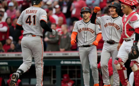 Wilmer Flores mandó el 11 para la calle