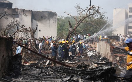 "Mayday, Mayday": cayó un avión con 242 pasajeros en la India
