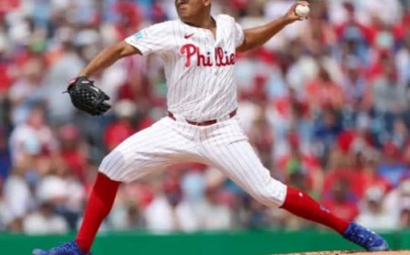 Ranger Suárez blanqueó  a los Azulejos