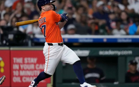 Altuve largó el décimo y está a 7 de Víctor Martínez