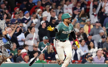 Carlos Narváez dejó echando chispas a los Yankees en el campo