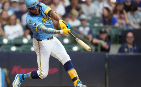 Jackson Chourio más cerca de otro 20-20