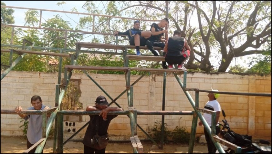 Lo único que sirve en el Tomás Morillo es el terreno de juego, lo demás es un peligro