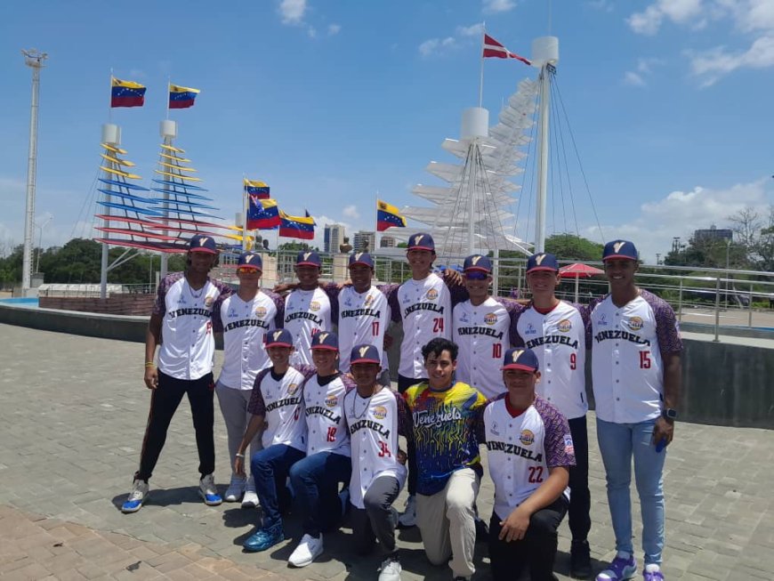 Abanderados los Campeoncitos: Gobenador Luis Caldera volvió a jonronear