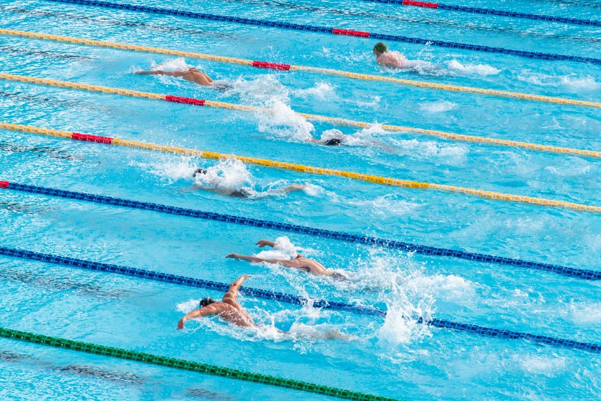Entrenador de natación y su esposa abusaban sexualmente de los alumnos