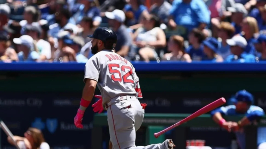 Arráez regó tres imparables y llegó a 75