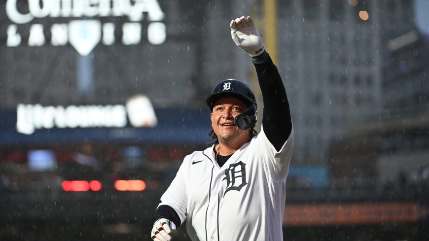 Altuve persigue a leyendas criollas del jonrón