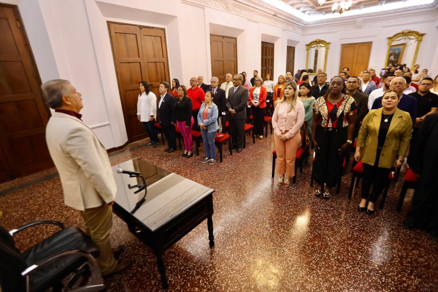 Gobernador Caldera anuncia integrantes de su gabinete ejecutivo