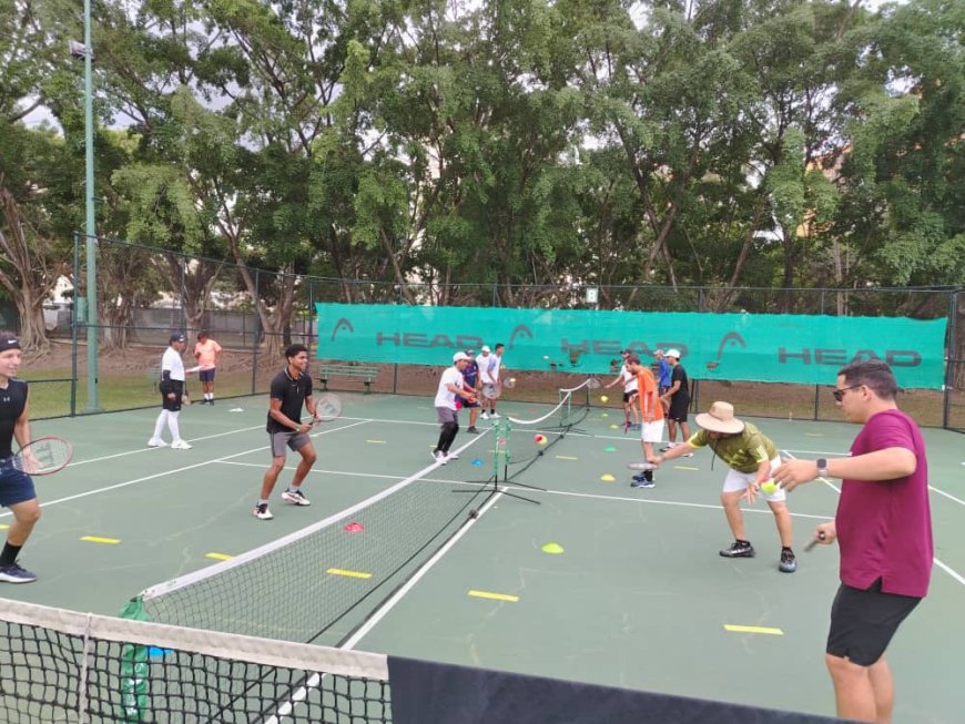 50 entrenadores se actualizaron en el Seminario del Crecimiento del Tenis