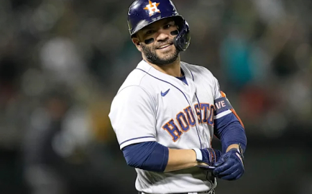 Altuve iguala a Concepción y extiende su leyenda