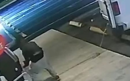 Arrancaron de cuajo un cajero automático y se lo llevaron
