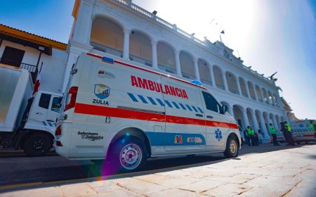 Y llegó la ayuda humana: Gobernador entregó 4.300 y ambulancias a centros de salud del Zulia