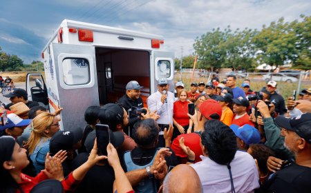 Atención a la salud y servicios públicos realizó gobernador Caldera en Lagunillas