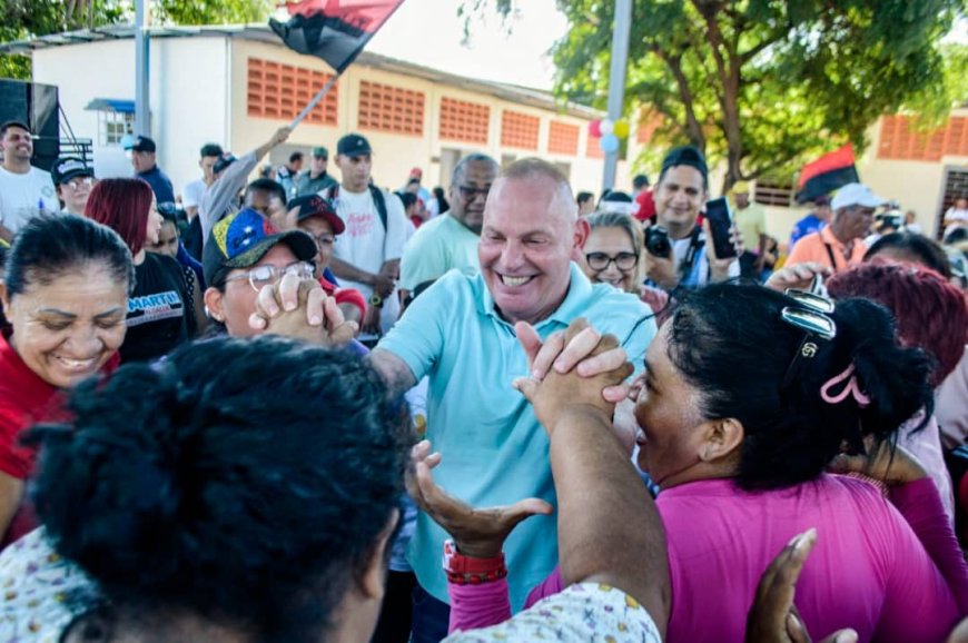 Di Martino sorprende a maracuchos con 90 camiones para recoger basura que llegan el 27 de julio