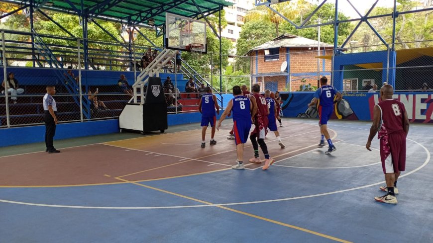 Profesionales y GNB clasificaron a cuartos de final del máster 60