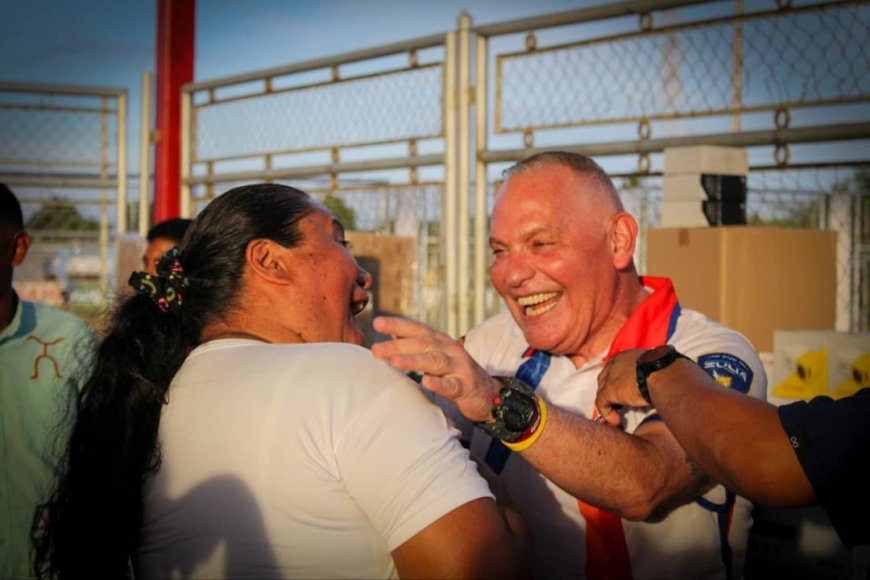 Di Martino, un ejemplar político venezolano digno de reconocimiento: Minisstro de Comunas
