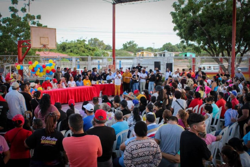 Di Martino, un ejemplar político venezolano digno de reconocimiento: Minisstro de Comunas