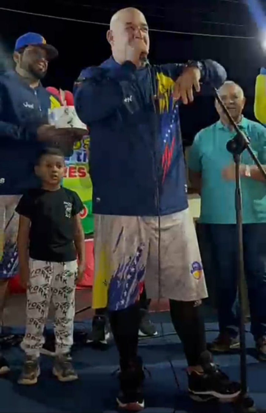 Cabimas recibió como héroes a sus hijos campeones mundiales