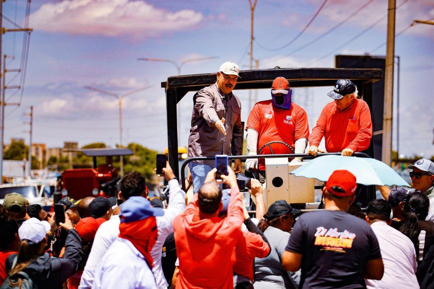 Iniciaron asfaltado de avenida Guajira y de tramo Sinamaica-Paraguaipoa
