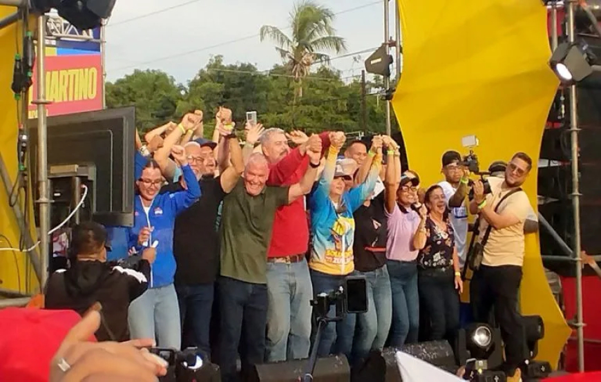 Maracaibo le gritó a Di Martino a todo pulmón que lo necesita como Alcalde