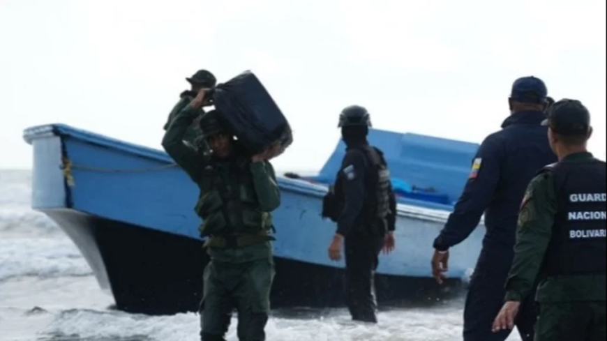 Dos detenidos con 273.5 kilos de drga en una lancha en costas de Chichirriviche