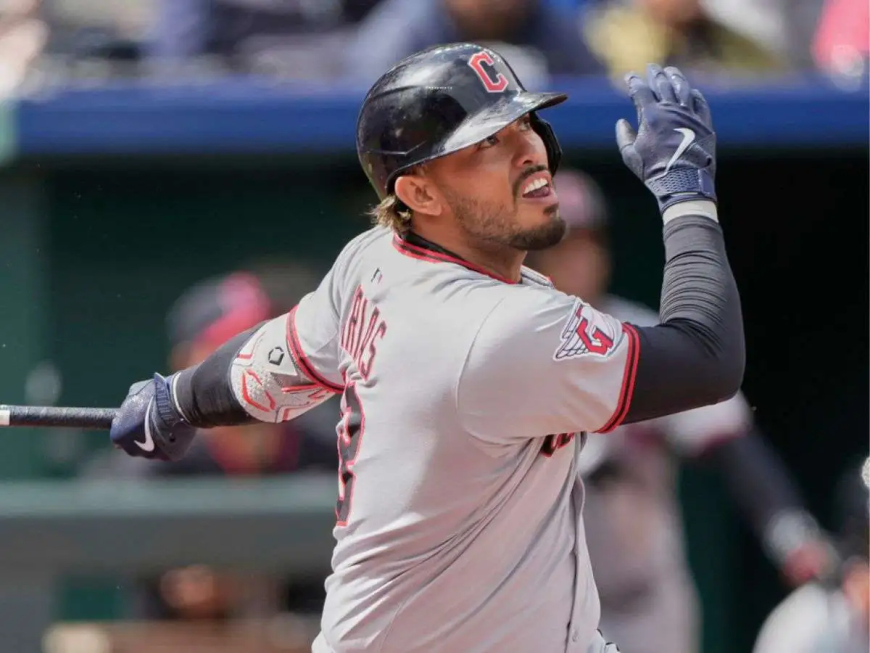 Arias y Roccio se tiraron a Cleveland al hombro