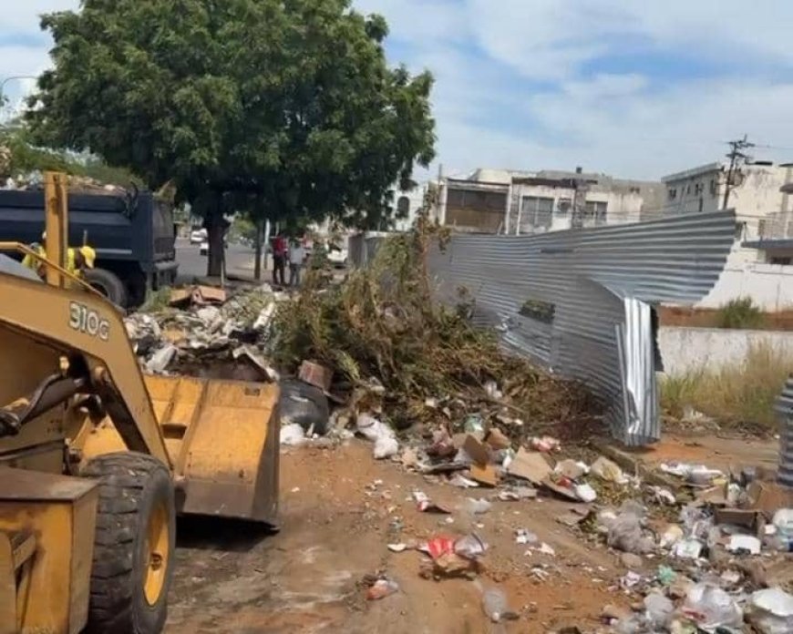 Llegaron los camiones y con 6 mil contenedores y 2 mil salserines atacarán la basura, anuncia Di Martino