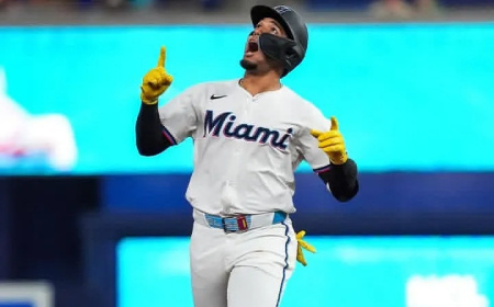 Primer hit del novato Máximo Acosta fue un jonrón