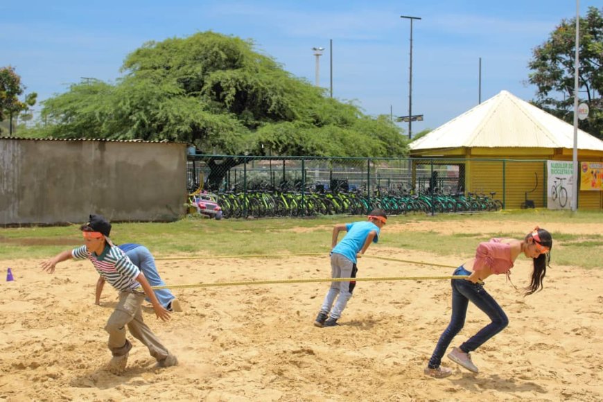 La lluvia no impidió que la algarabía infantil colmara el Plan Vacacional RIE