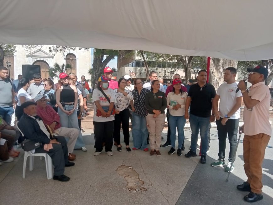 Trabajadores de la Alcaldía Bolivariana de Maracaibo apoyan al presidente Nicolás Maduro