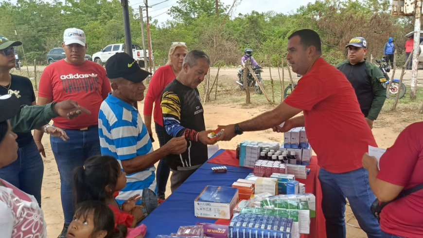Más de mil personas atendidas en jornada de la Gobernación en Jesús Enrique Lossada