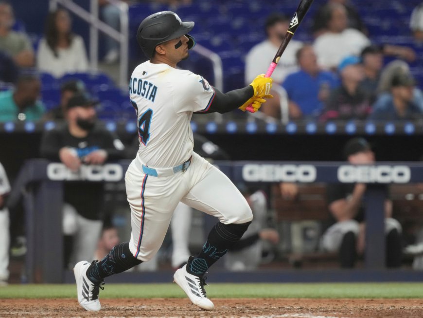 ¡INCREÍBLE!: Max Acosta 3 jonrones sus primeros 3 hits en la MLB