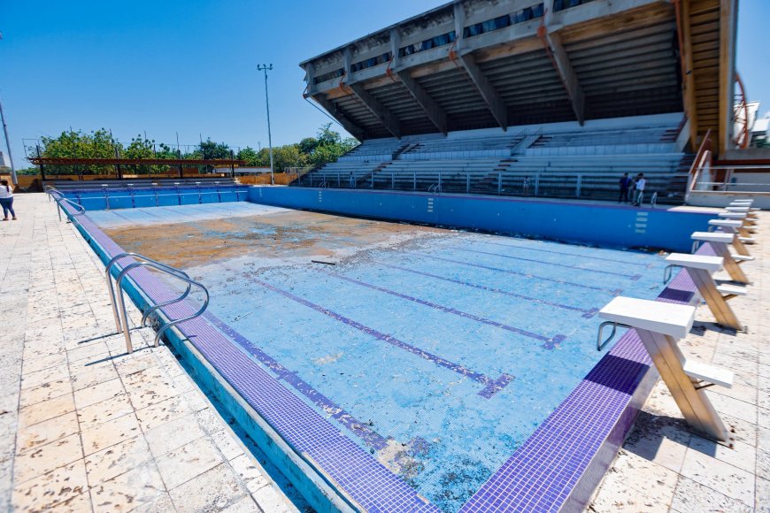 Con una Cayapa para el deporte le cayó Luis Caldera a las Piscinas del Poli 