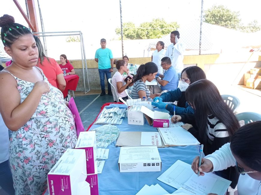 A la parroquia Venancio Pulgar llevó atención a la salud el gobernador Caldera