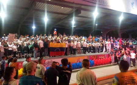 Maracaibo rugió con voces de fe y esperanza por la paz